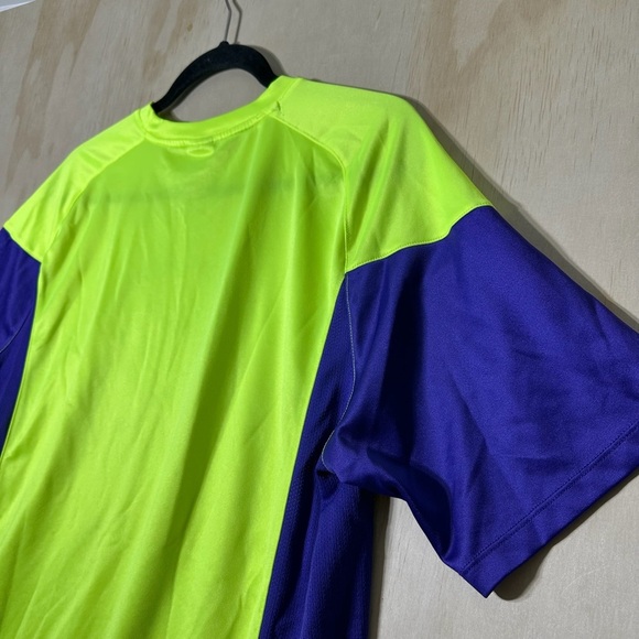 Nike Academy Dri-Fit jersey Neon Green And Purple Size Large - Picture 10 of 11